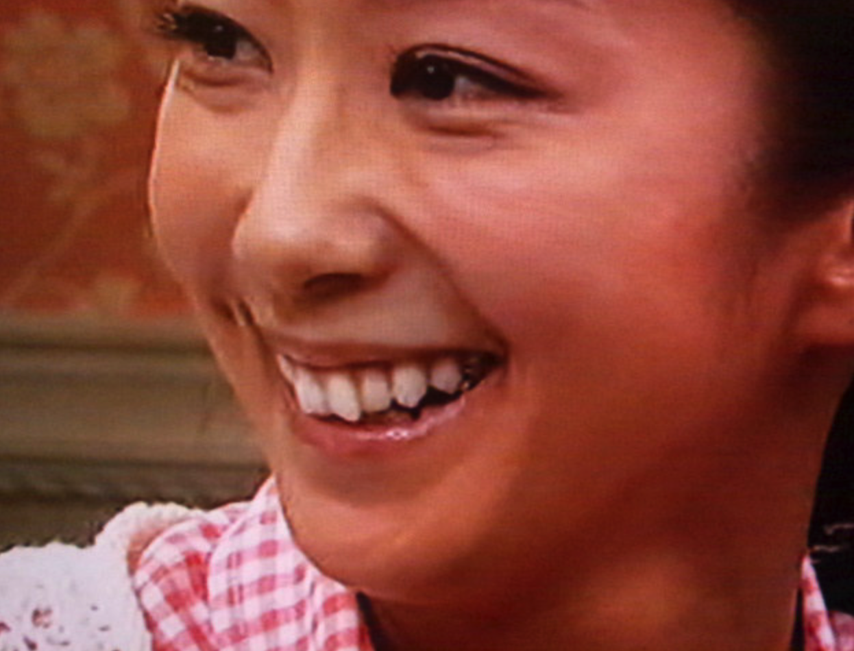 前歯 大きい 芸能人